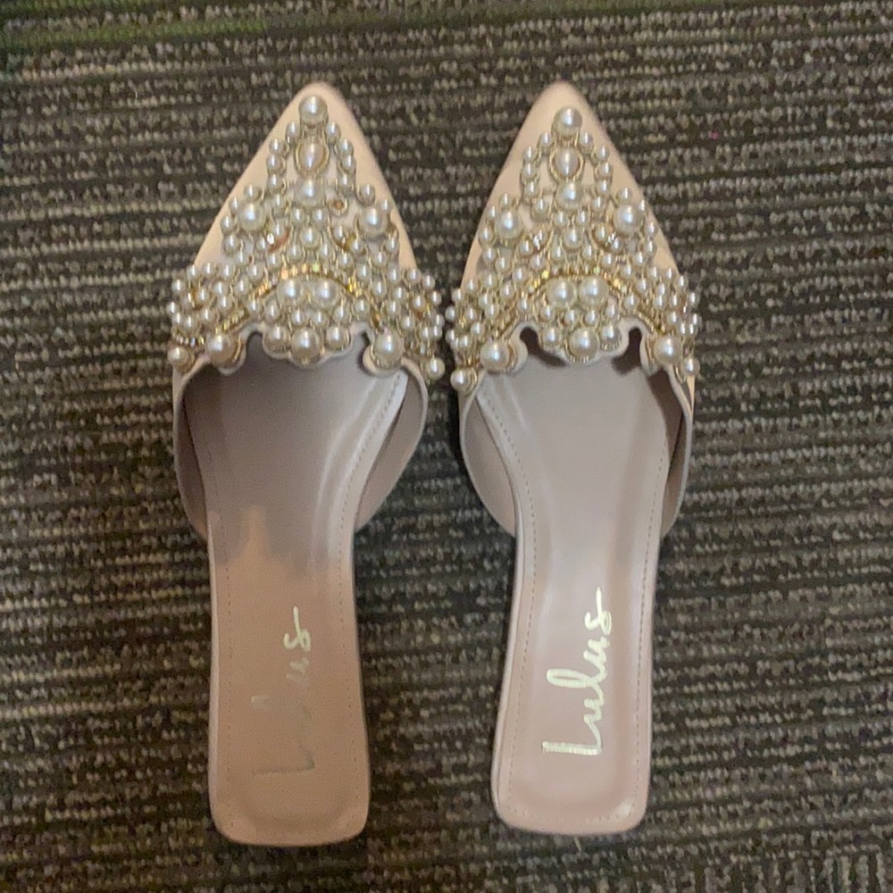 Pearl flats